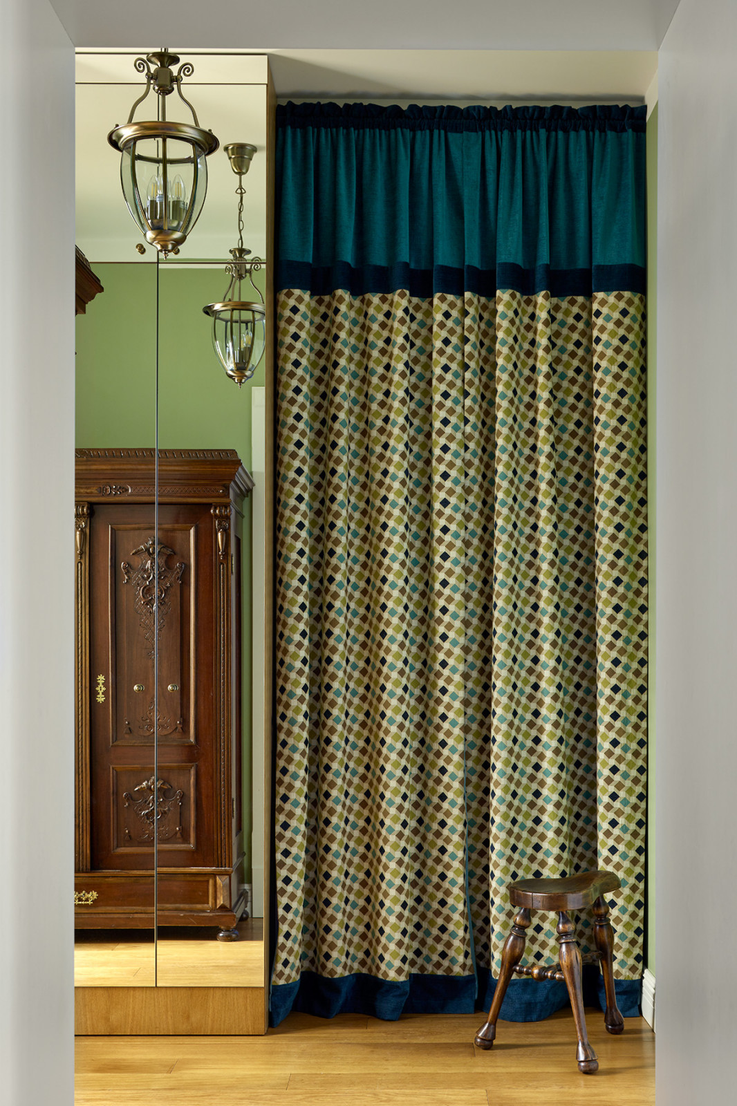 Москва, Средний Кисловский