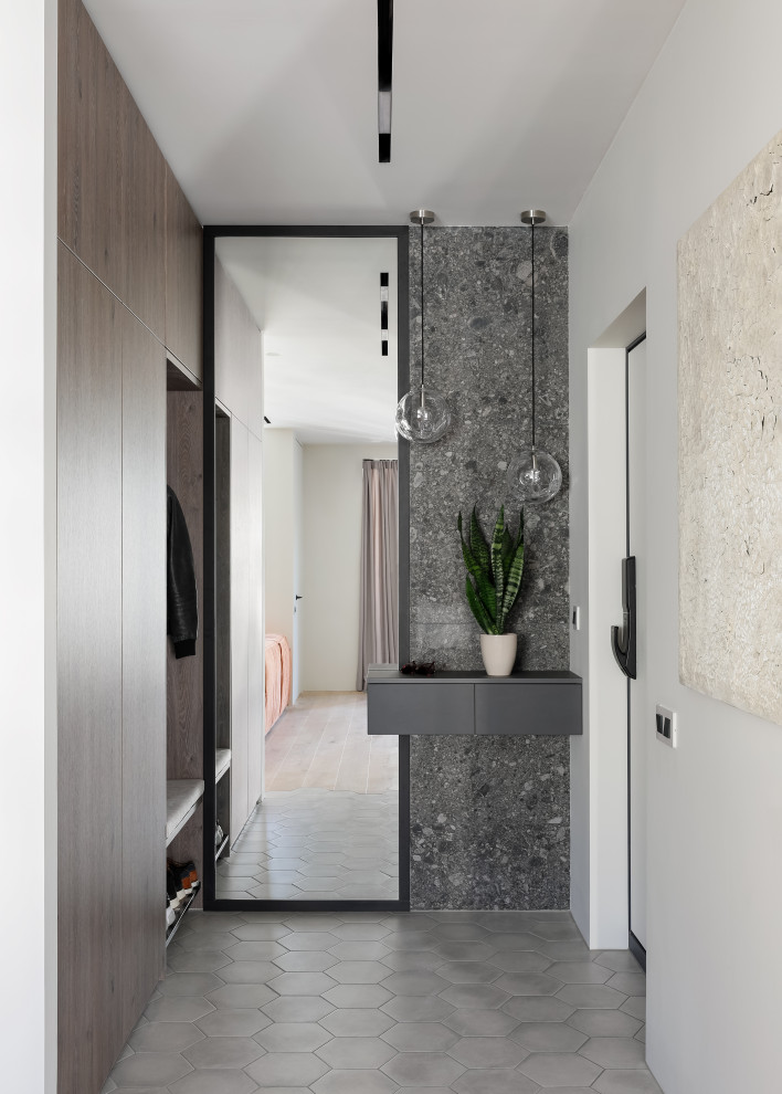 Квартира со стеклянной стеной и терраццо