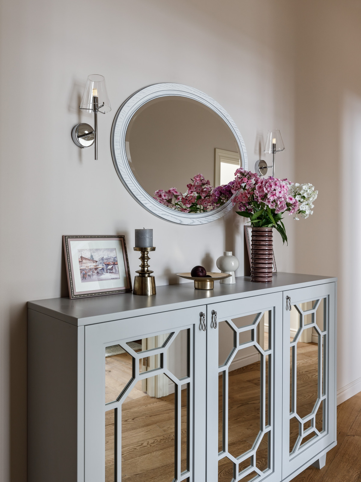 Зеркальный комод