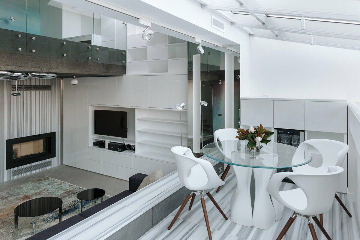 Квартира Студия 86м2 . Современная История в Историческом центре.