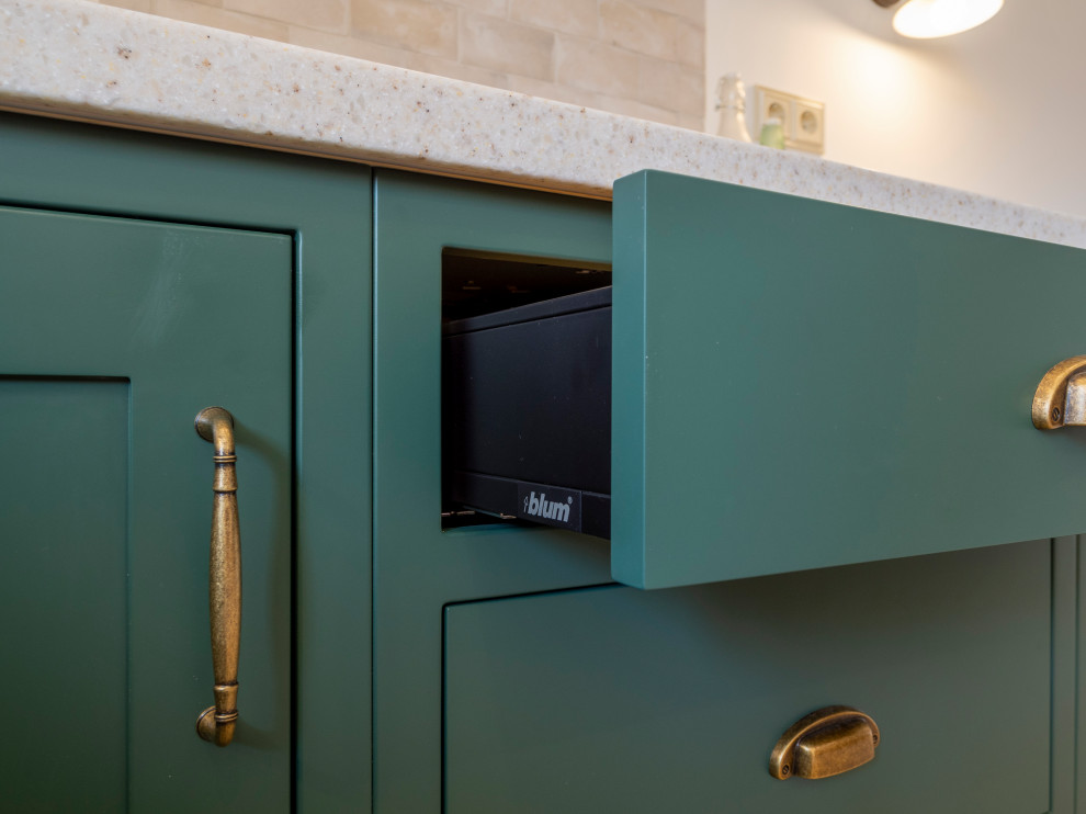 Элегантная кухня в неоклассическом стиле