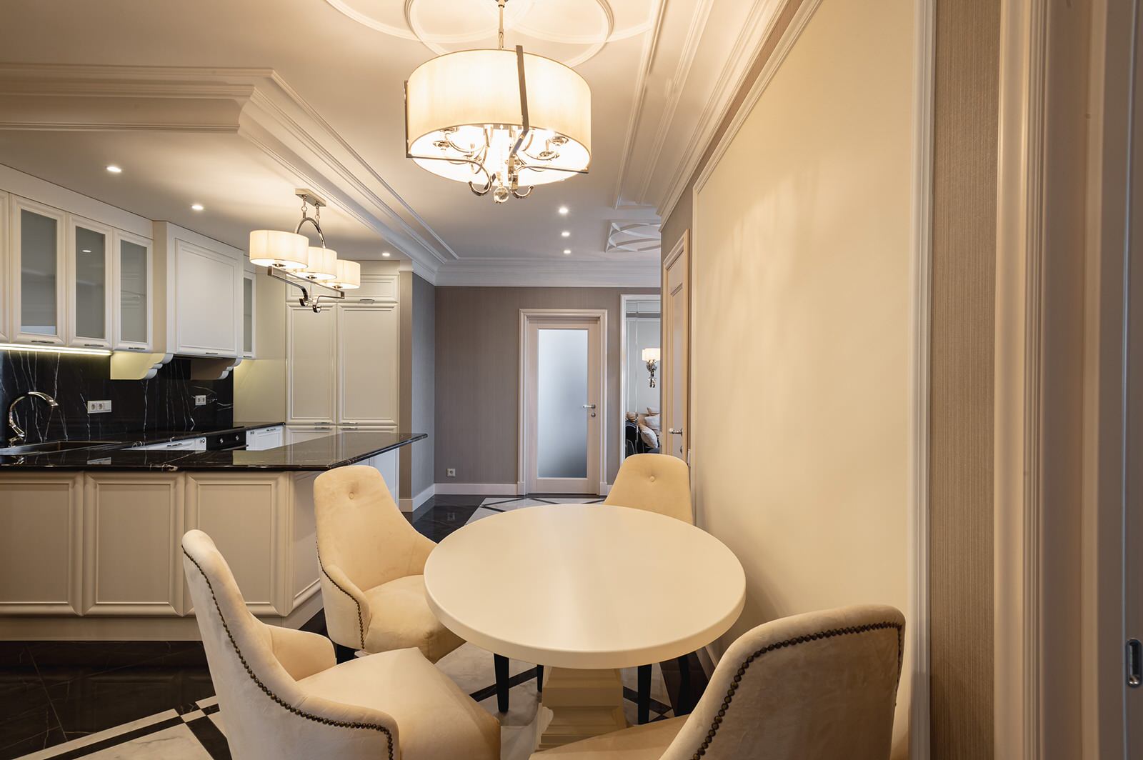 ЖК ЗАЗЕРКАЛЬЕ 408