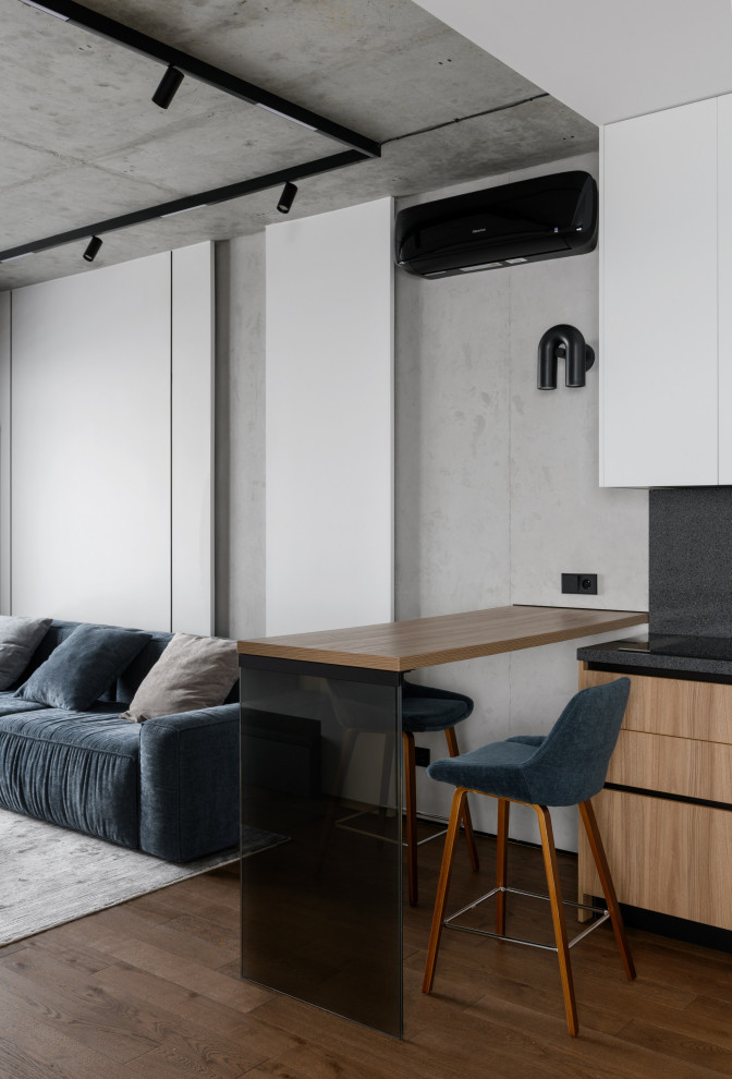 Брутальная трехкомнатная квартира 90 кв.м. с видом на реку