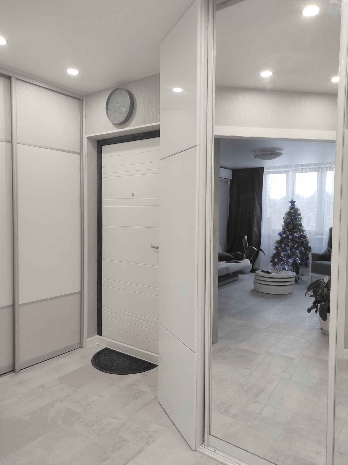 Проект интерьера квартиры "Снежная королева"