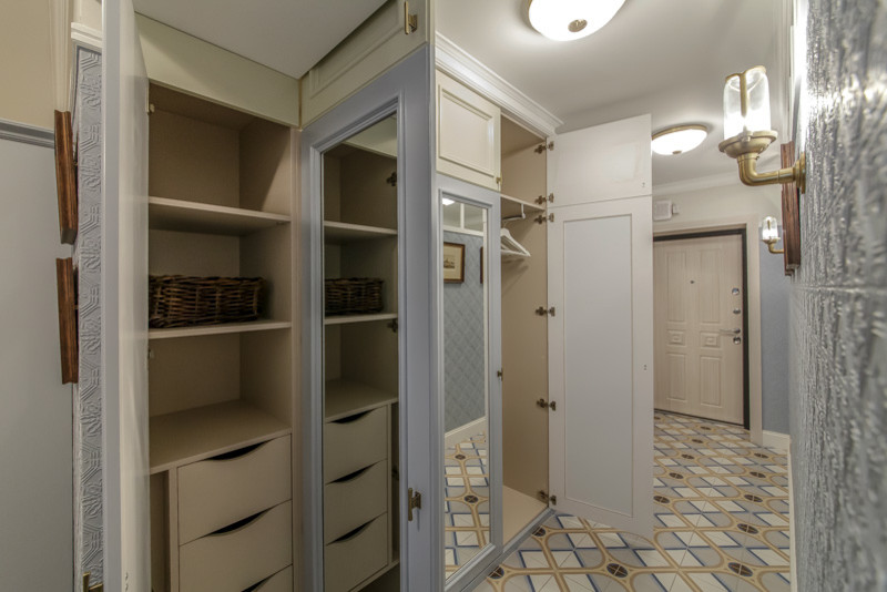 Прихожая в классическом стиле