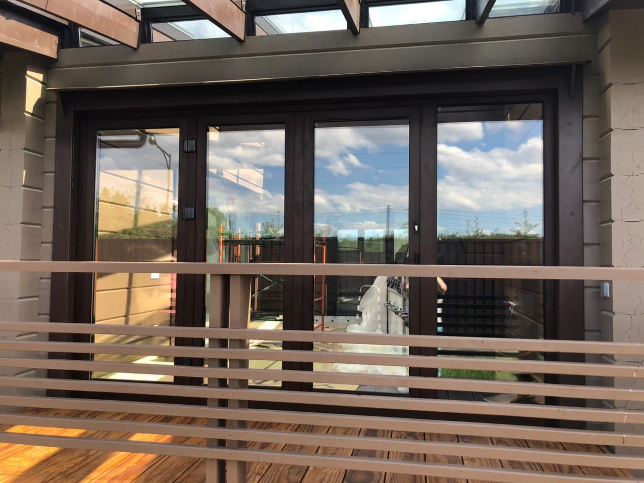 Остекление крыши и дверь - гармошка в беседку