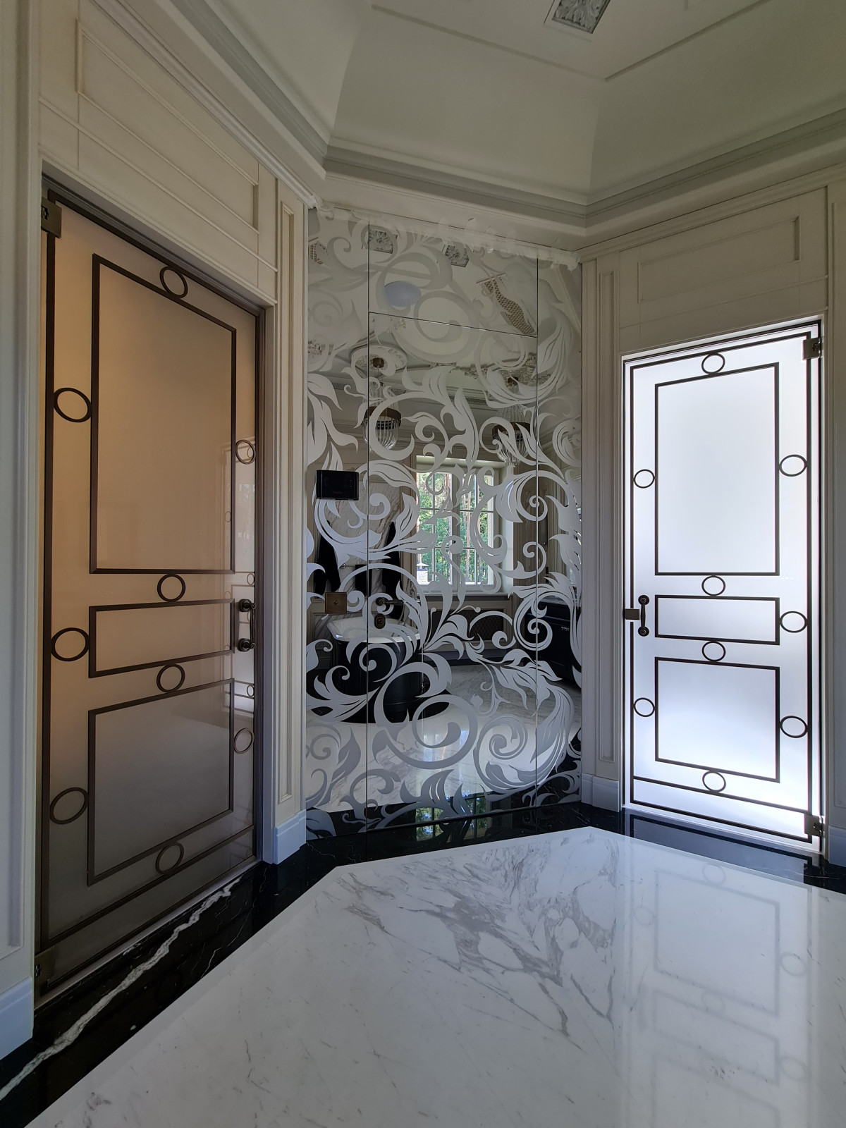 Обложка проекта: Стеклянные двери