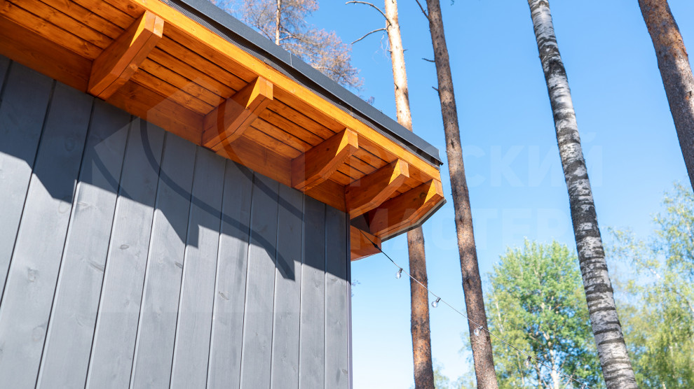 Гостевой дом: фасад из скандинавской доски, рейки из тика и шпонированные панели