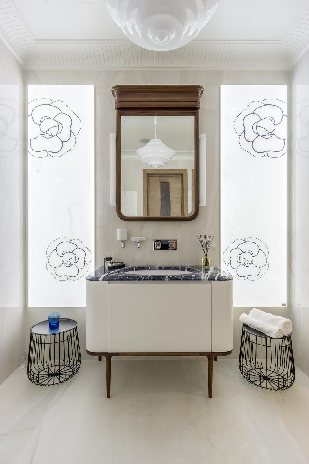 Квартира в современном стиле с элементами арт-деко