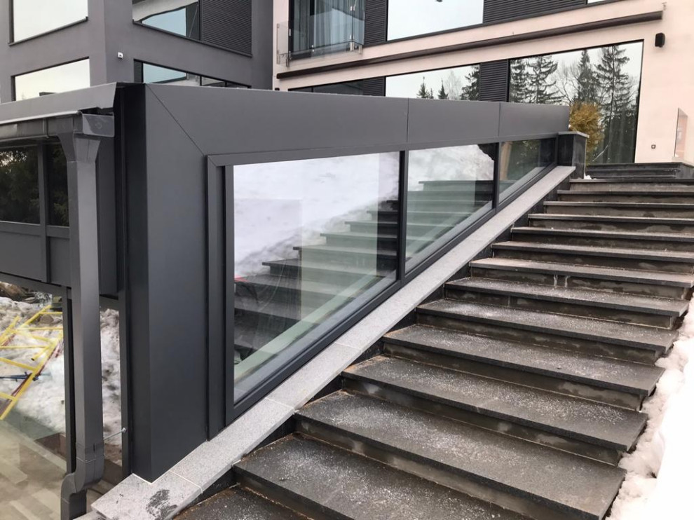 Стеклянные ограждения