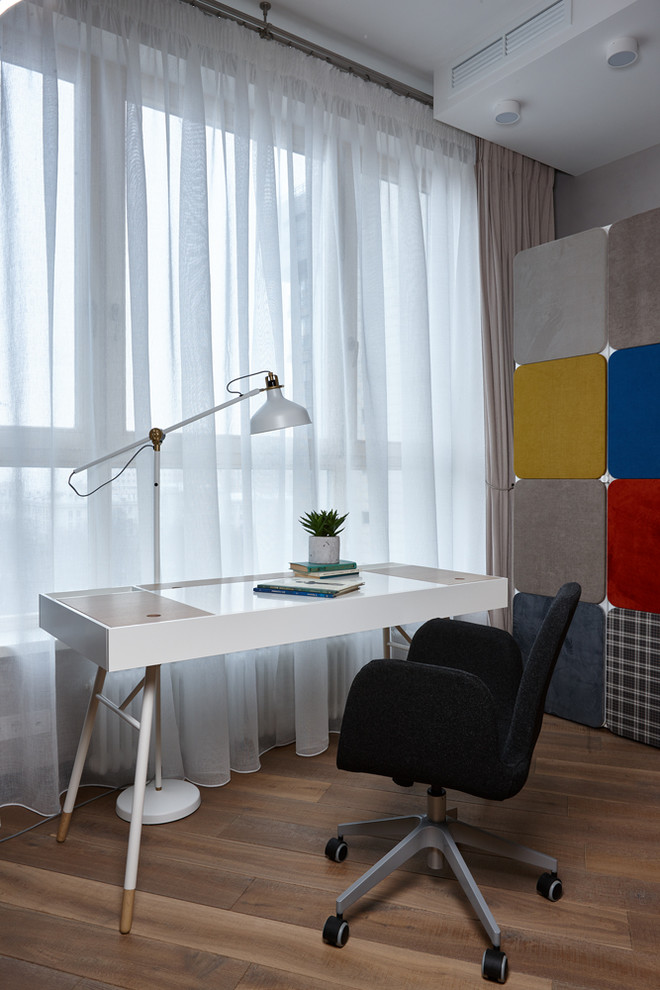 Обложка альбома: рабочая зона