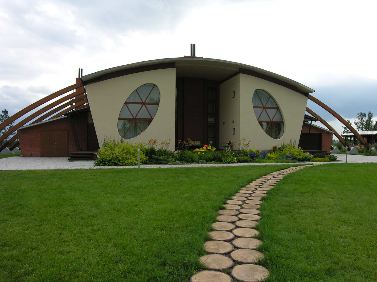 Загородный дом в ЧЕРНОЛУЧЬЕ