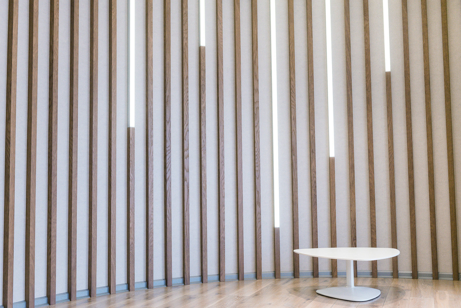 кв. у м. Площадь Мужества  - Современный Минимализм