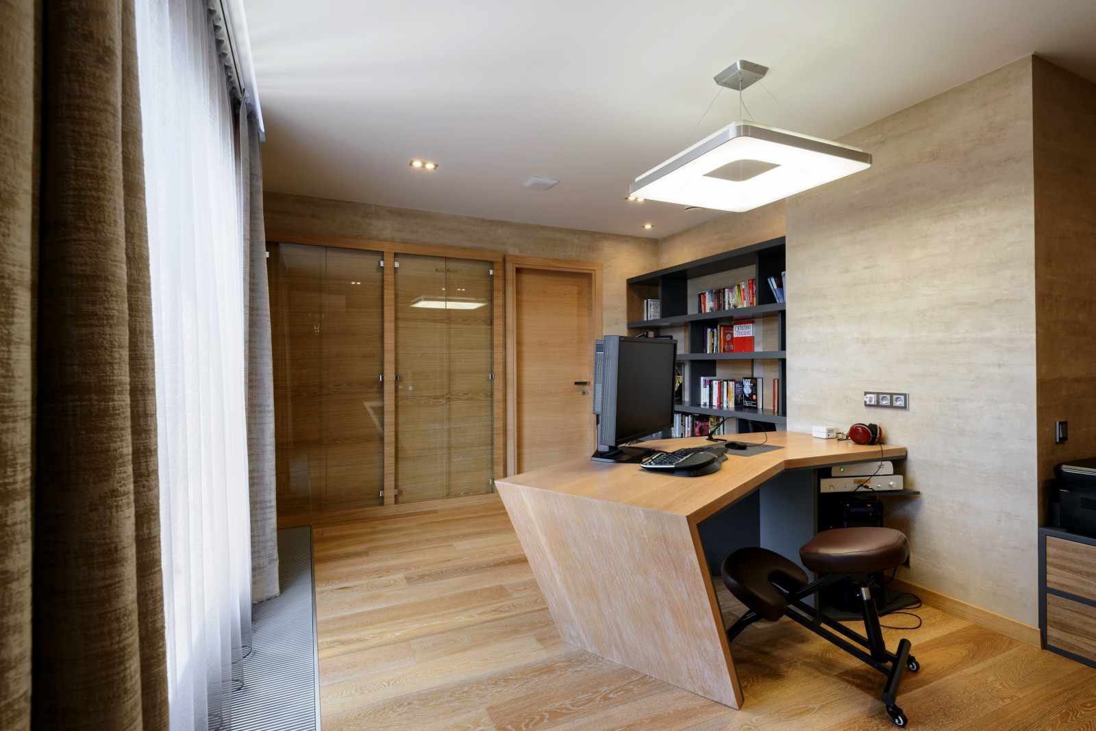 Обложка проекта: кабинет: "ВЫВЕТРЕННЫЙ ТРАВЕРТИН" и "РАКУШЕЧНИК"