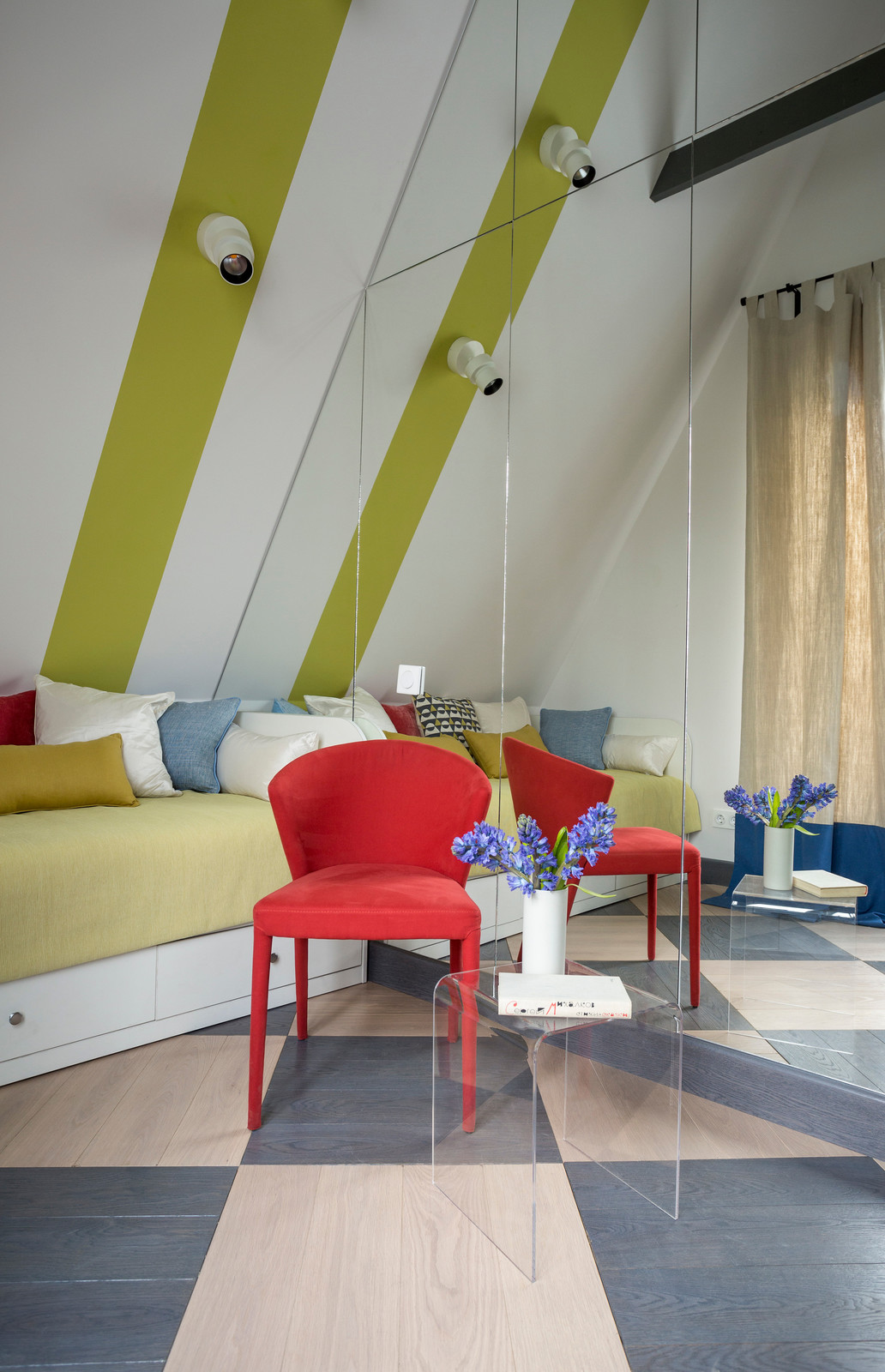 Мансарда для девочек