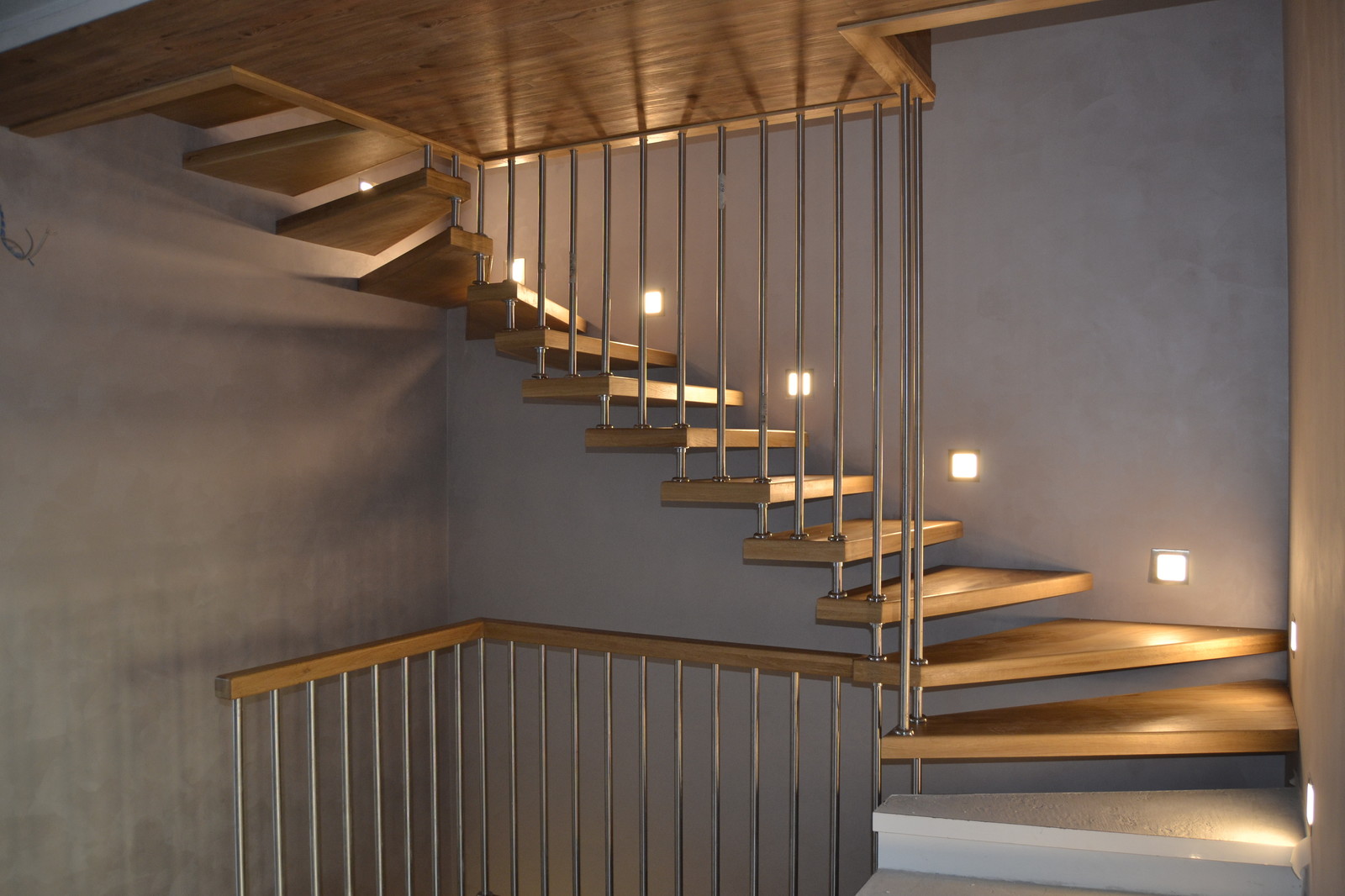 Обложка проекта: Лестница из дуба Лесная поляна