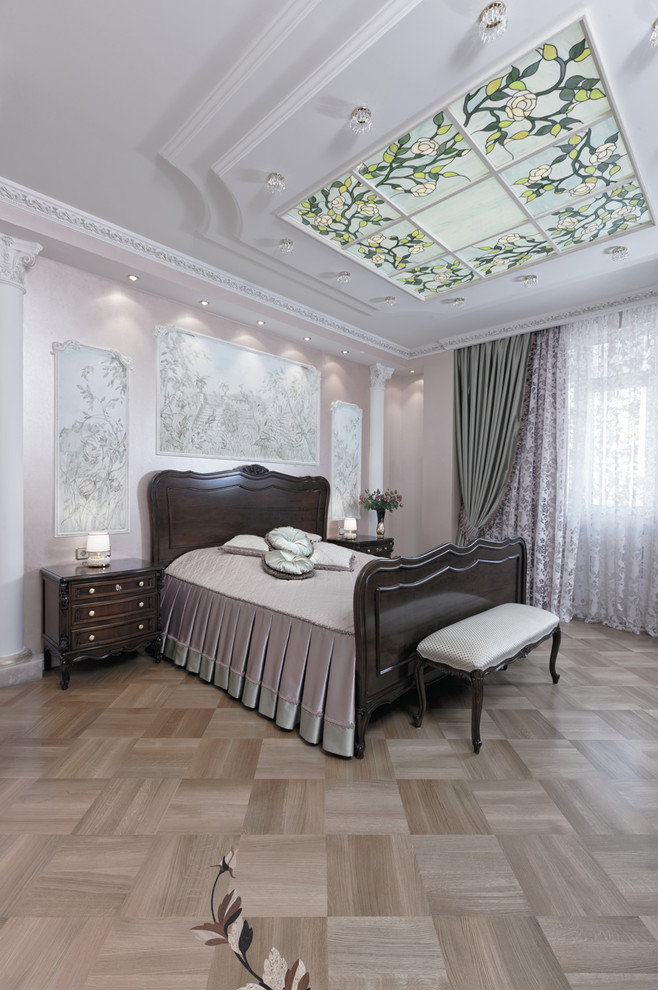 Трехкомнатная квартира на Севастопольском проспекте