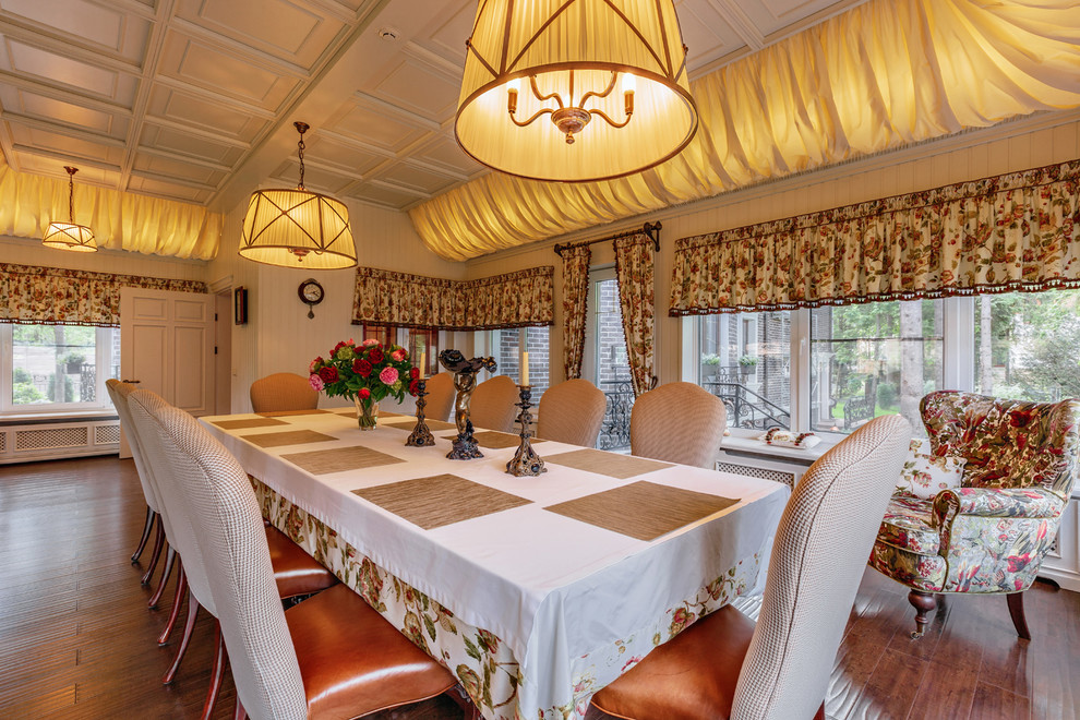 Английское чаепитие (Дом в поселке Зеленый мыс)