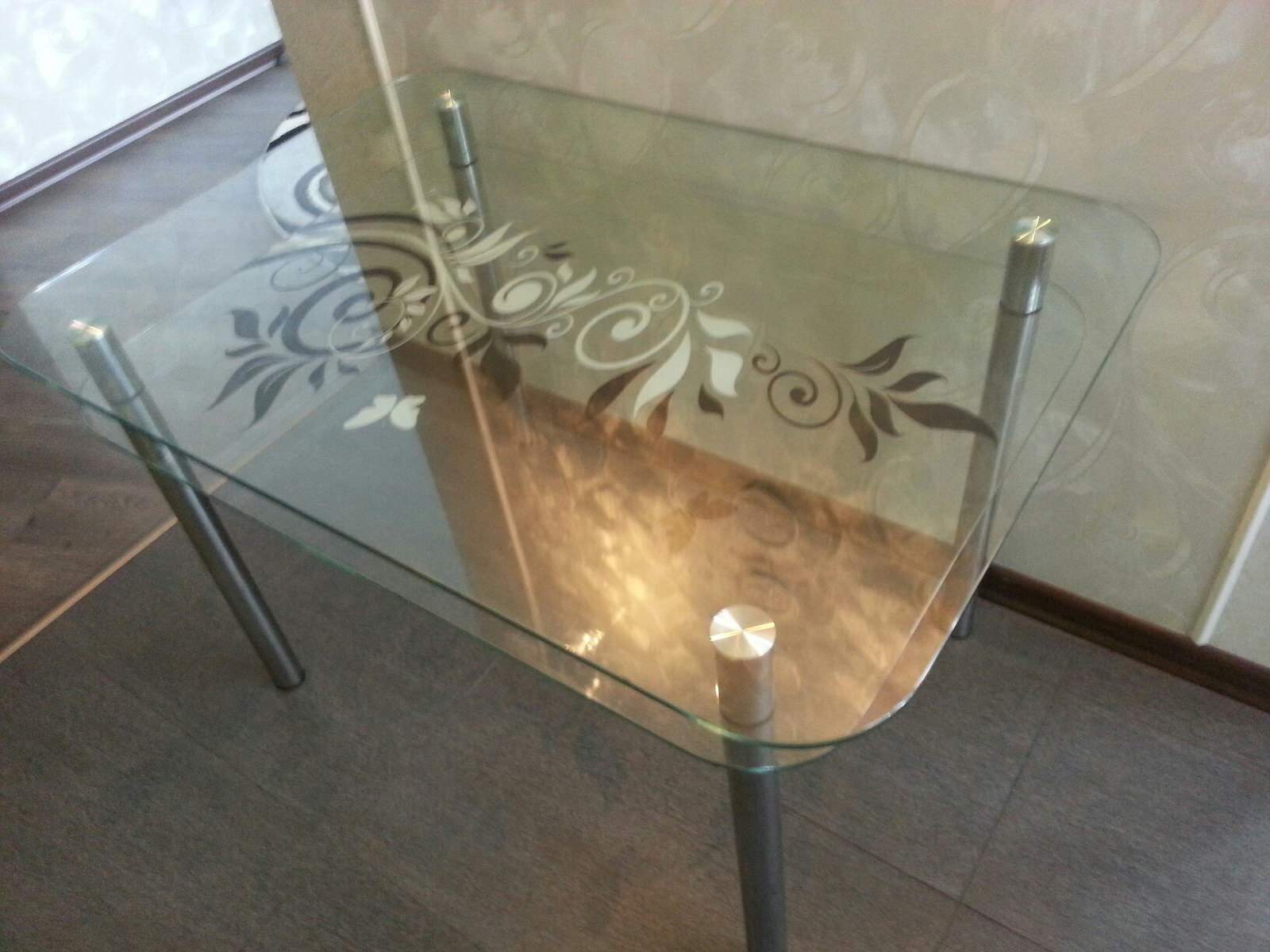 Стол из закаленного стекла с фотопечатью