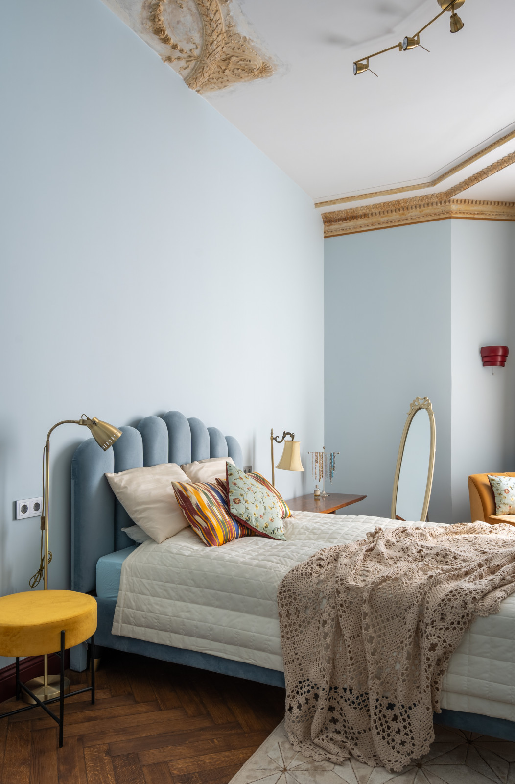 Квартира в бывшем доходном доме в Петербурге