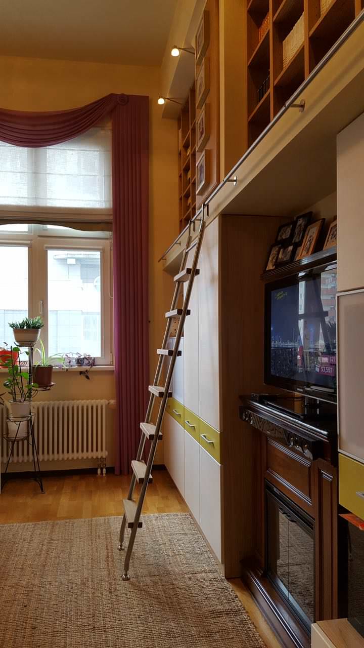 20180408 _ НОВОСИБИРСК - лестница мебельная с крючками - модель Step-30 hook