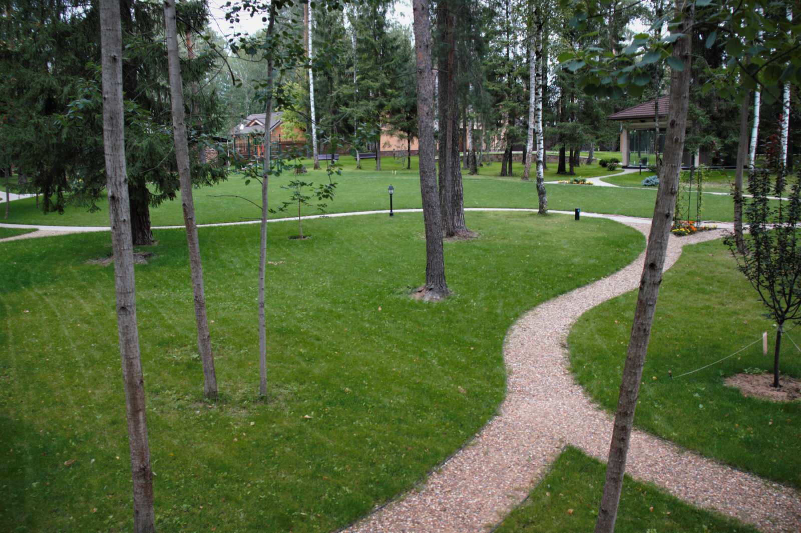 Заветы Ильича. Парковая зона.