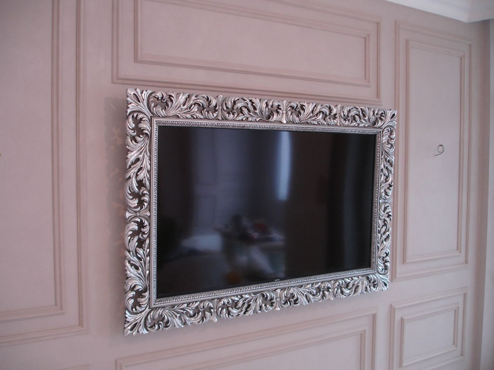 Телевизор в багете