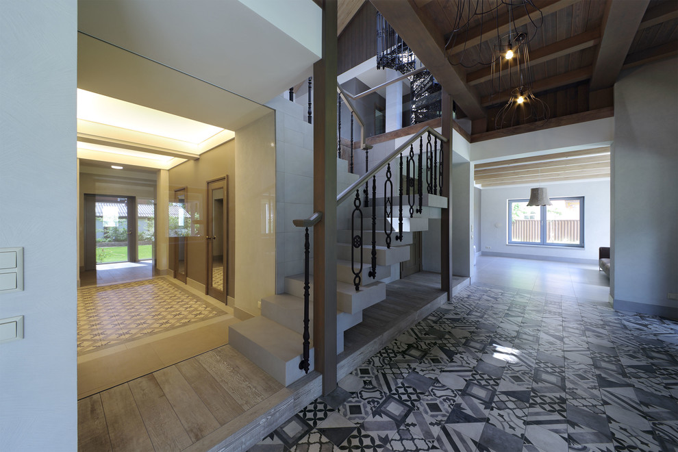 Загородный дом 550 м2Гостиная, Лестница