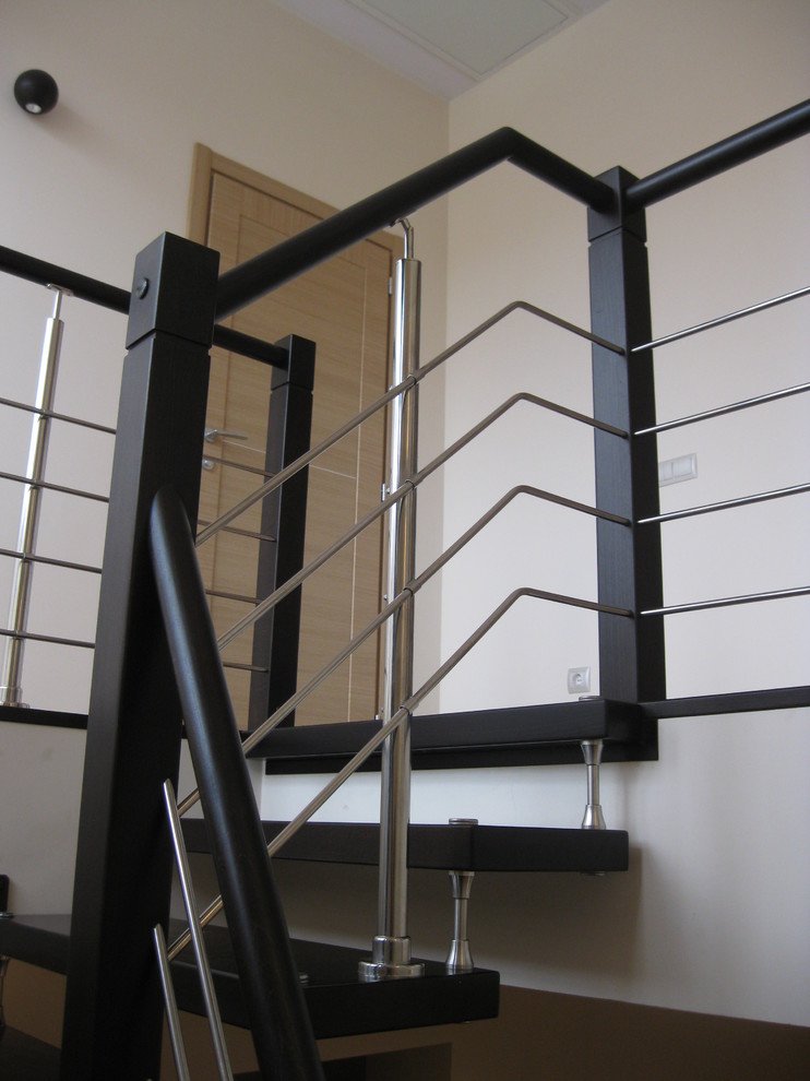 Лестница на больцах