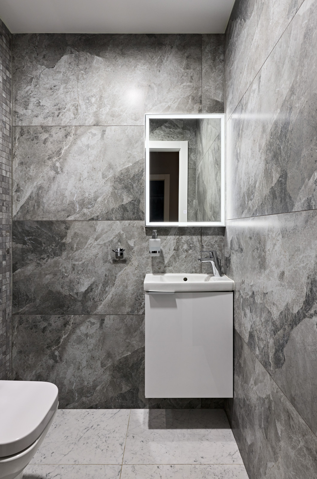 Современный загородный дом для большой семьи