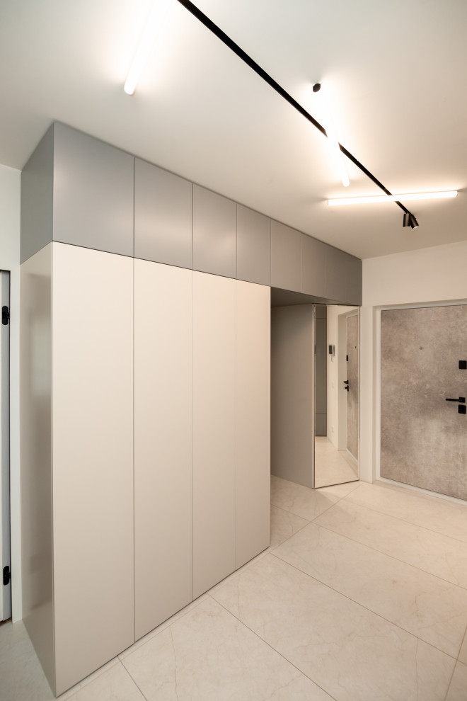 Минималистичные шкафы в прихожую