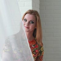 Алена Хваткова