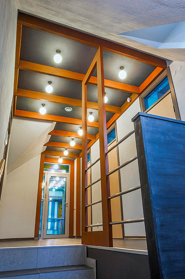 ОФИС в КАЛИНИНГРАДЕ. Дизайнер Максим Панков