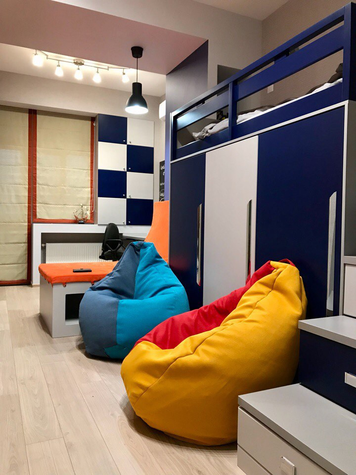 Две квартиры, объединённые в одну