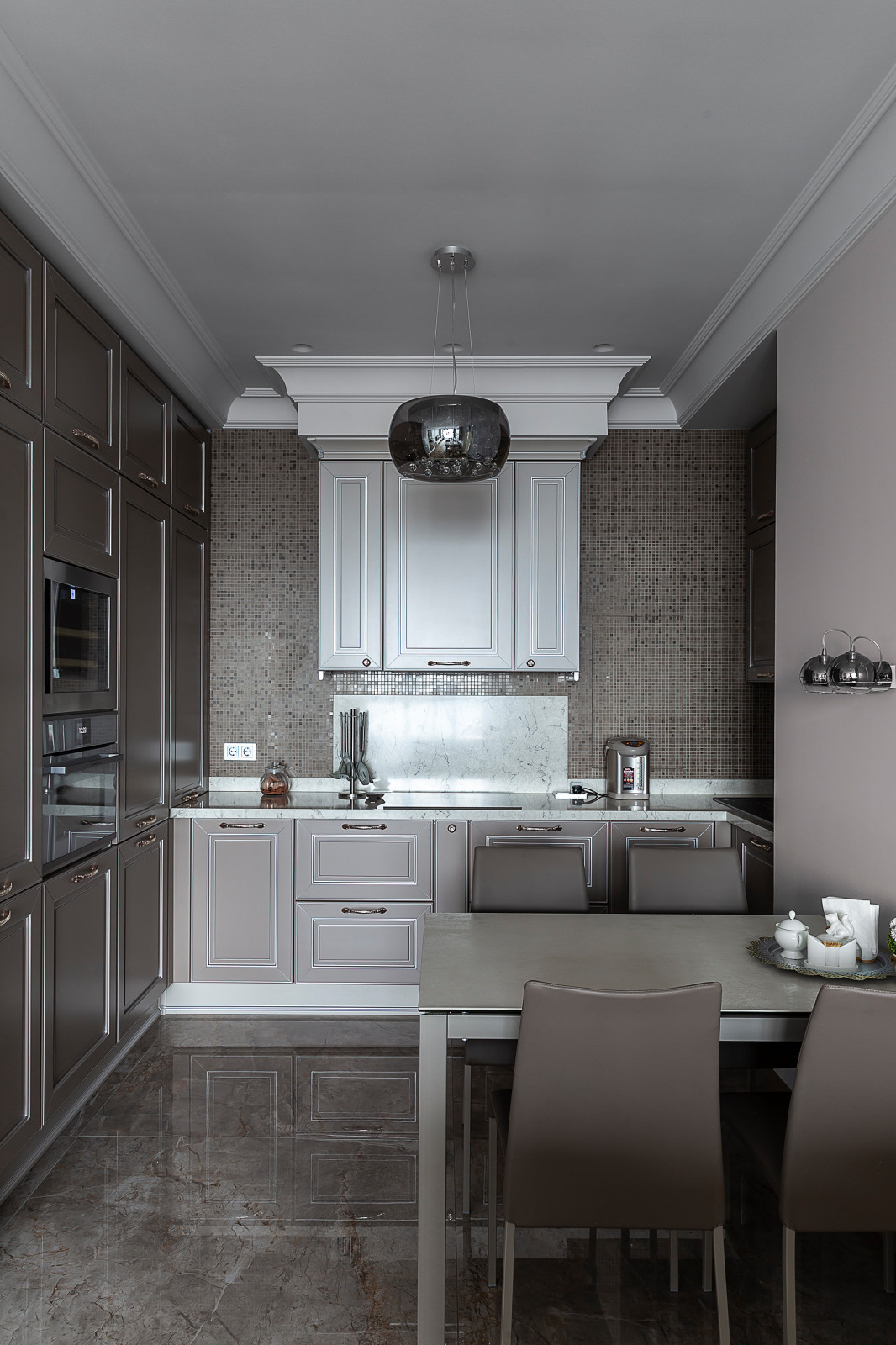 Обложка проекта: Кухня. Неоклассика на Живописной.