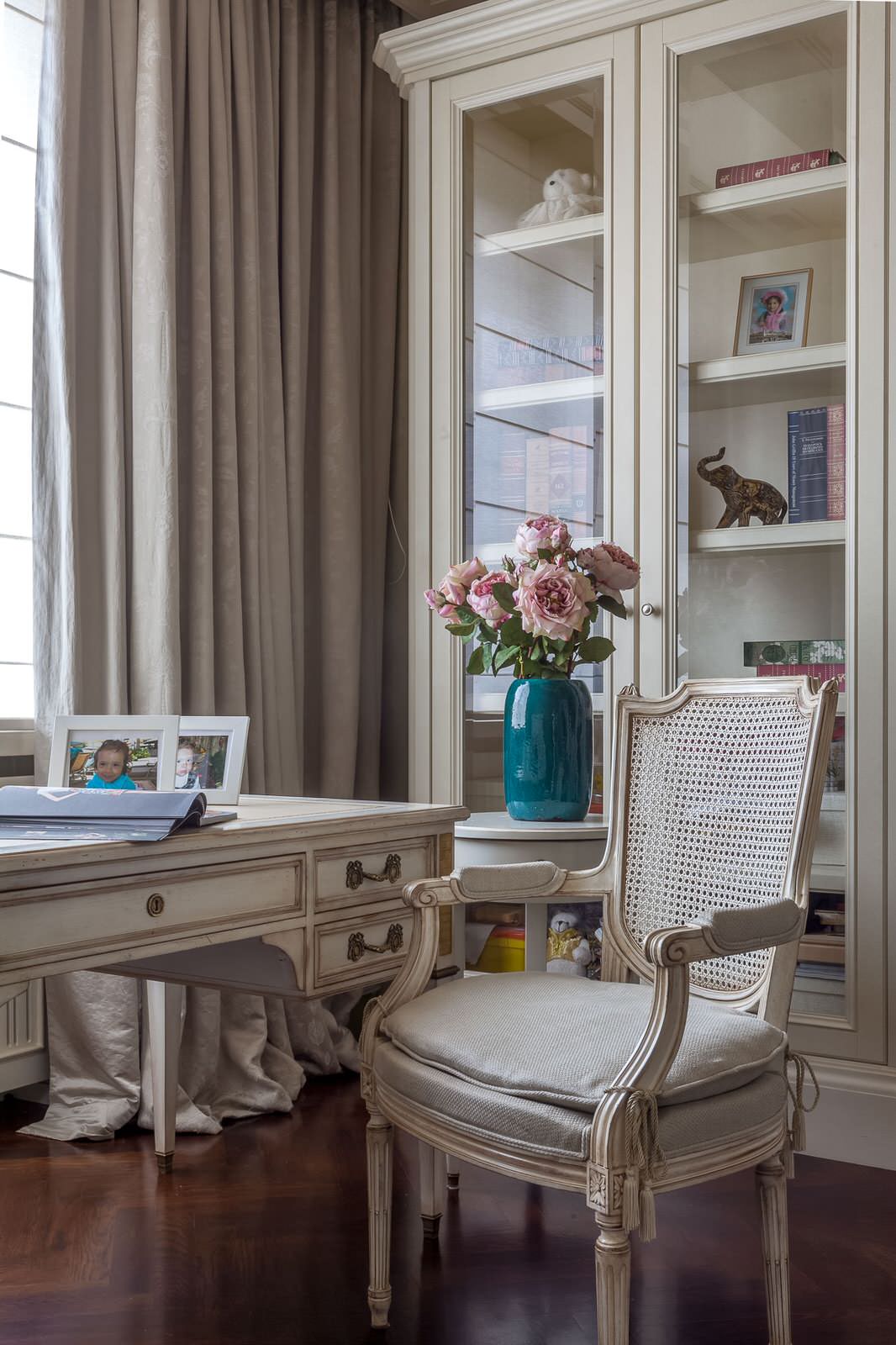 Houzz тур: Современная классика в Москве для трех поколений