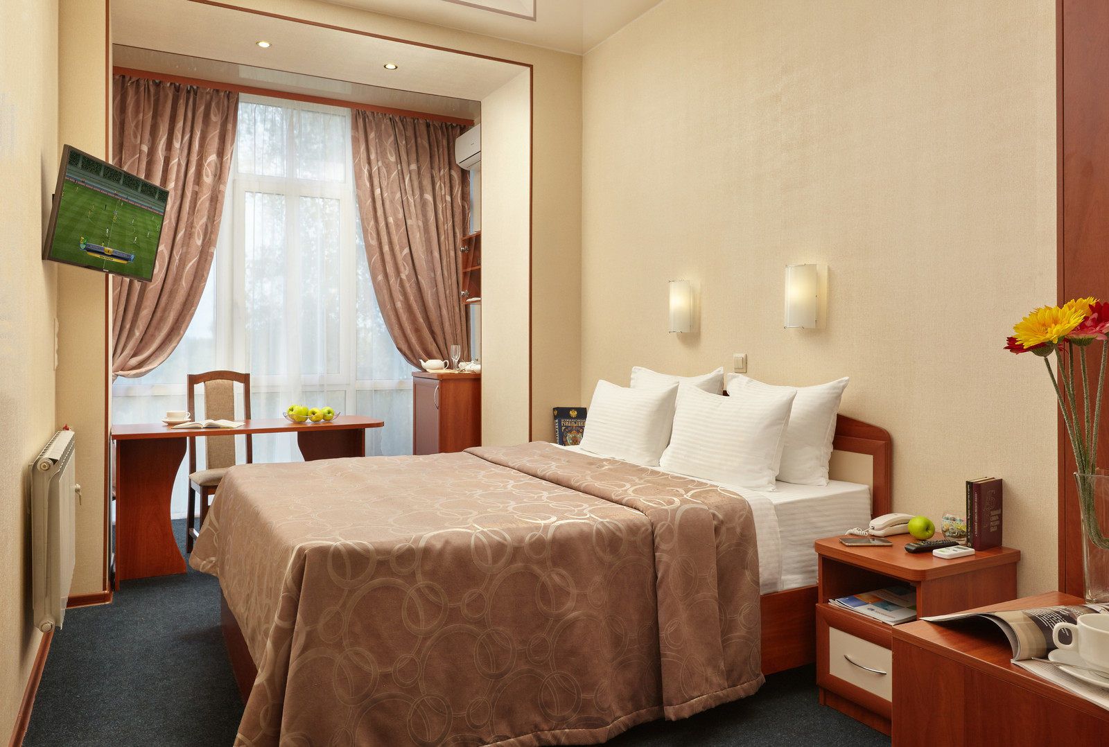 Номер в отеле "Русский Капитал"