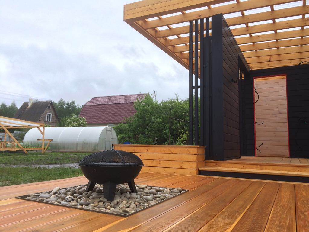 Черничная беседка в Павловском Поссаде