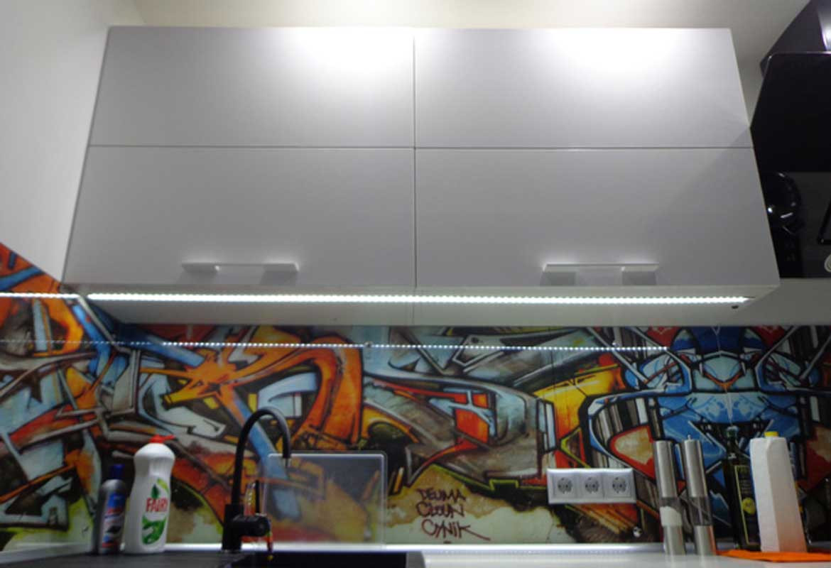 Кухни с фасадами из пластика