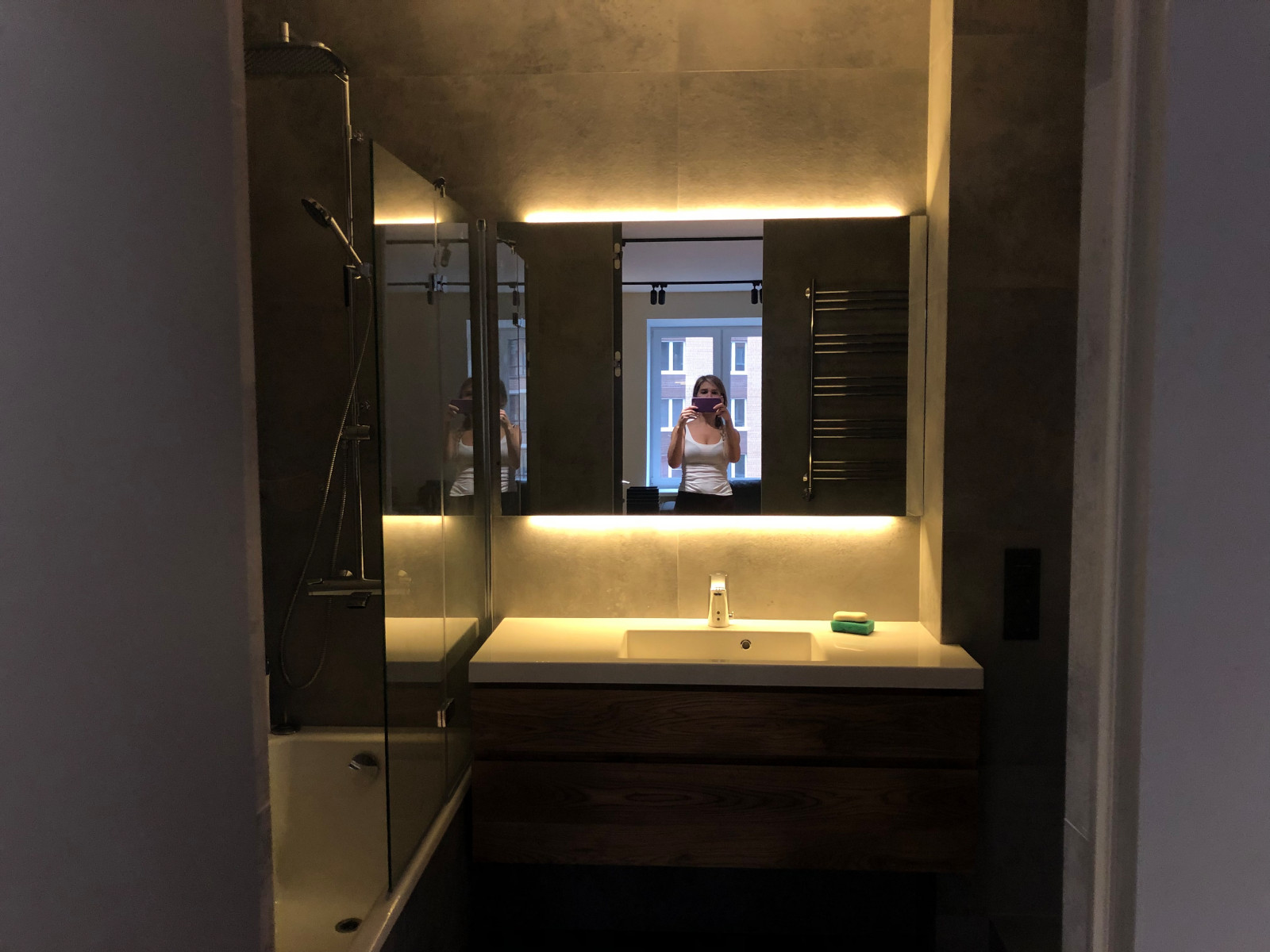 дизайн - проект квартиры 84 м2 с гостиной 42 м2