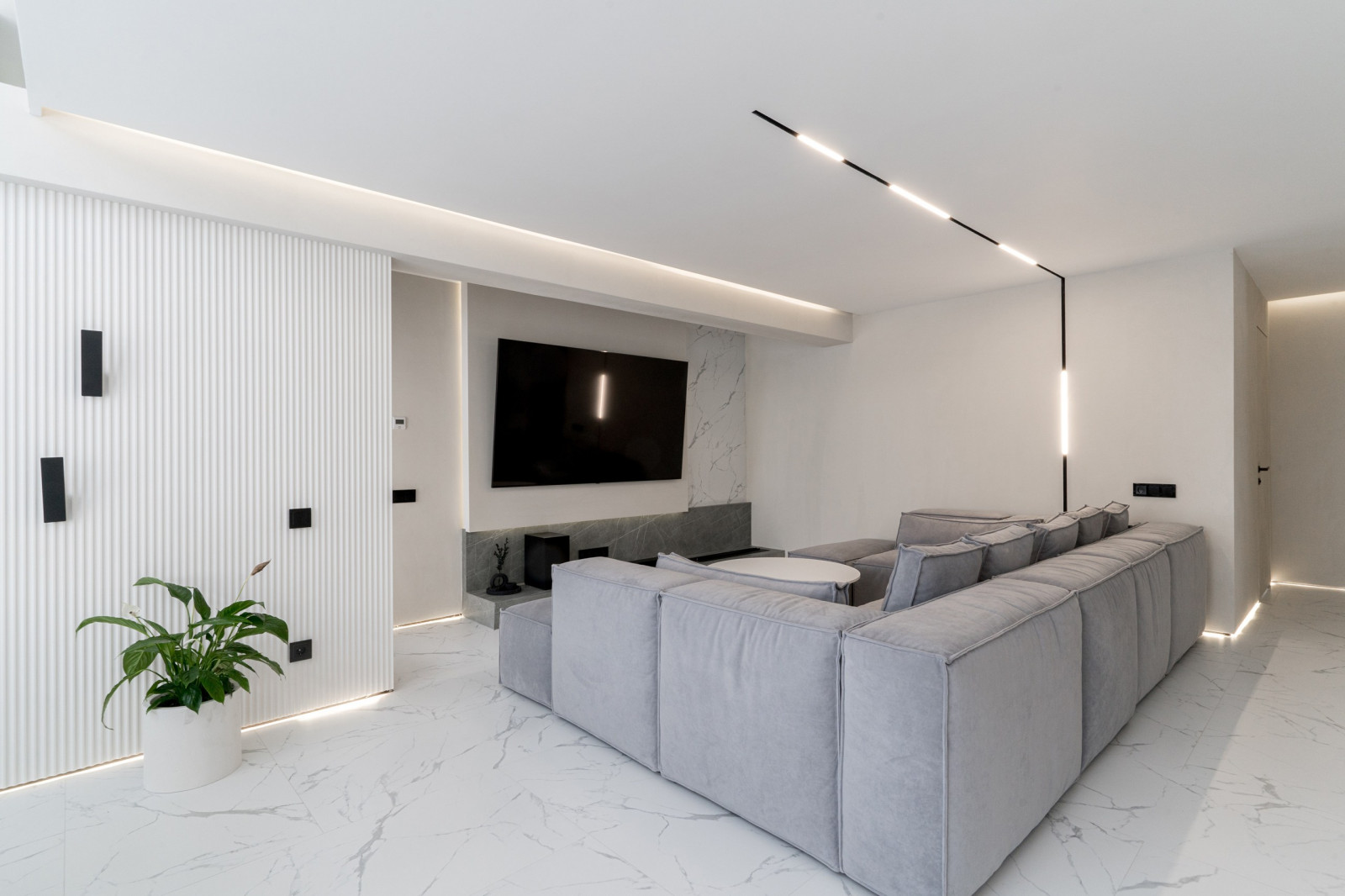 Обложка проекта: Реализация проекта индивидуального жилого дома