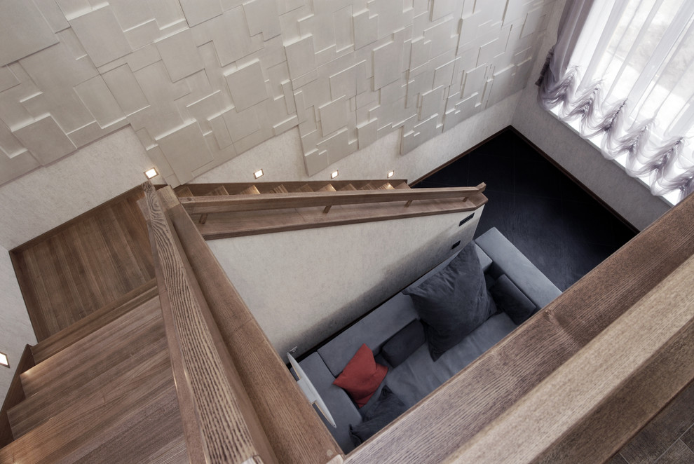 КАМЕРНАЯ ГОСТИНАЯ ВОКРУГ ЛЕСТНИЦЫ