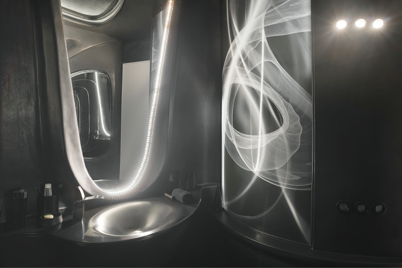 Обложка проекта: Все оттенки белого