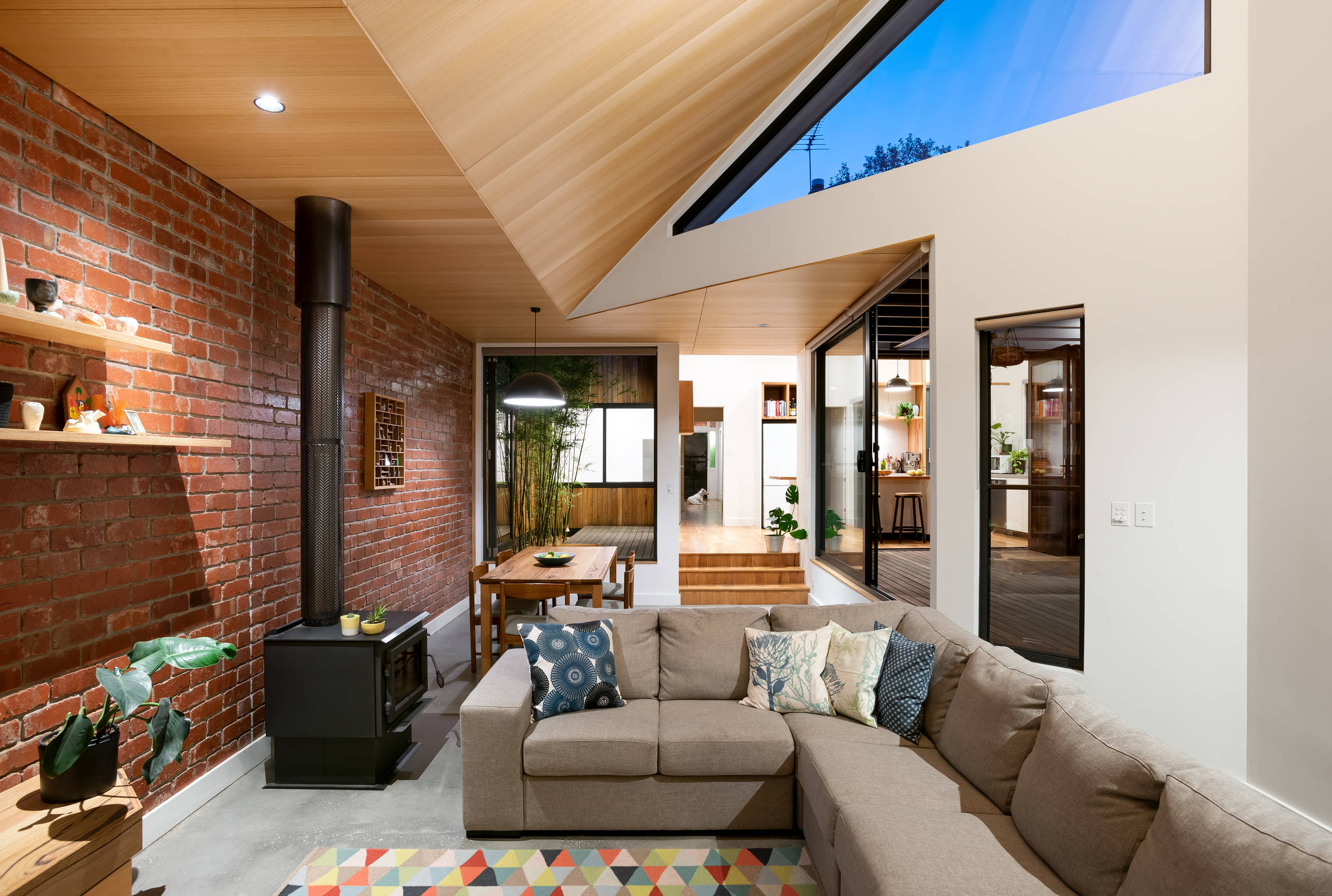 Houzz Австралия: Дом на узком участке увеличили вдвое