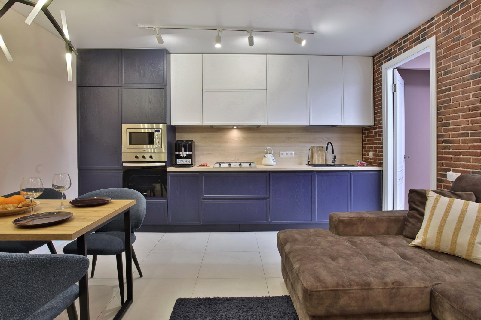 3-комнатная квартира 50 м2, Спб, реализация