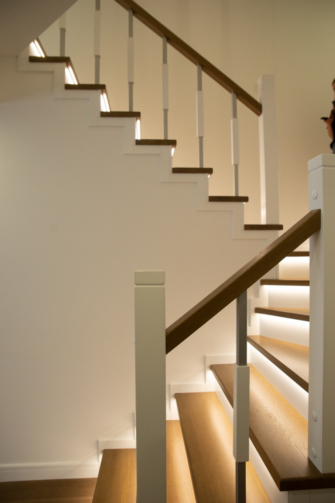 Проект 5 - Обшивка 3х этажей бетонной лестницы дубом