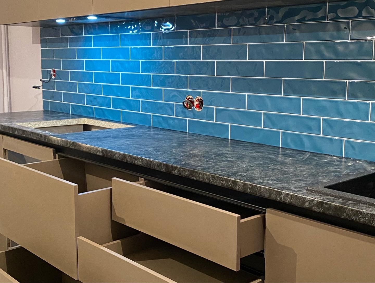 Кухня и мебель на заказ