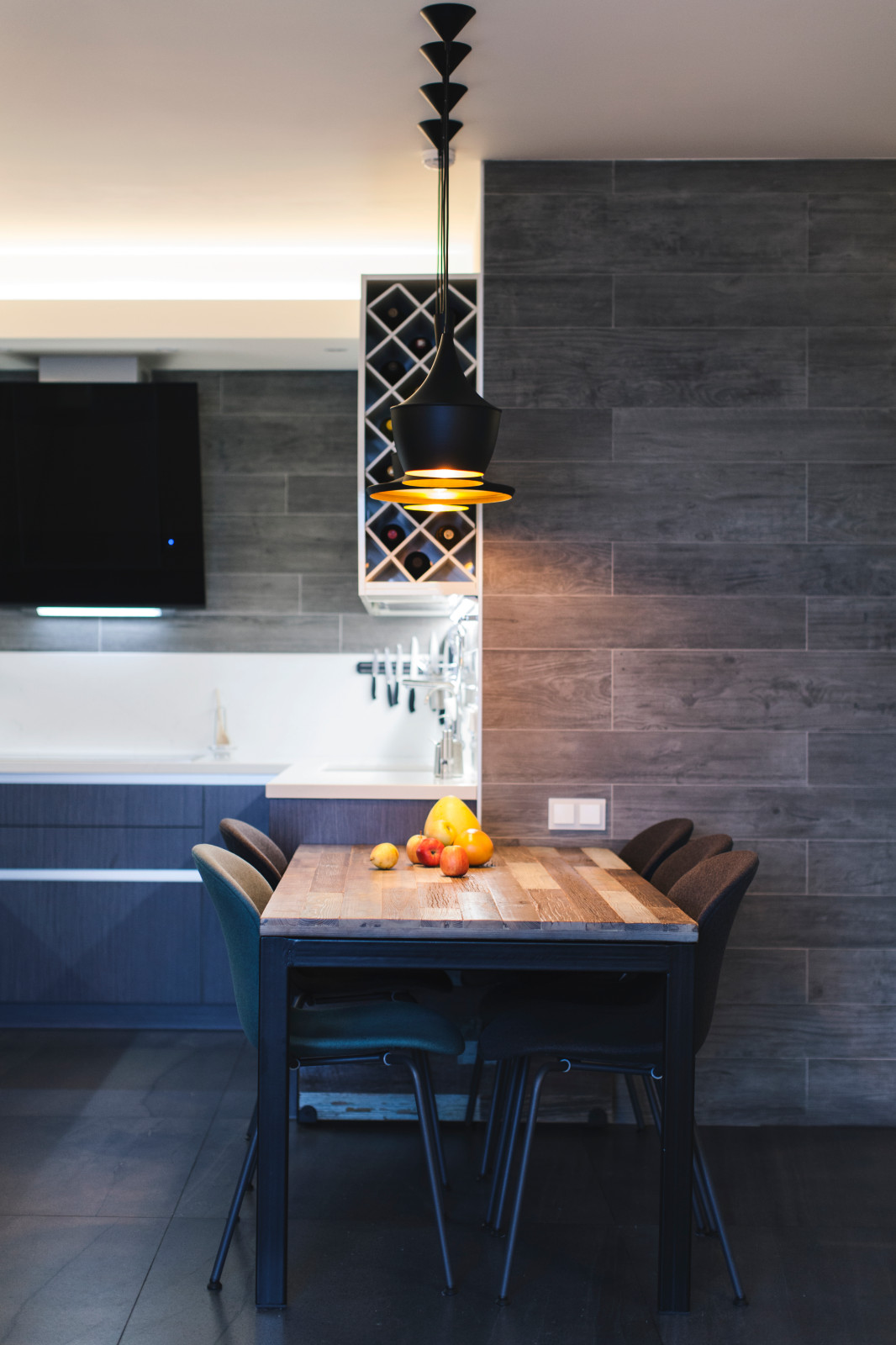 Обложка проекта: В гостях: Квартира с панорамными видами для четверых