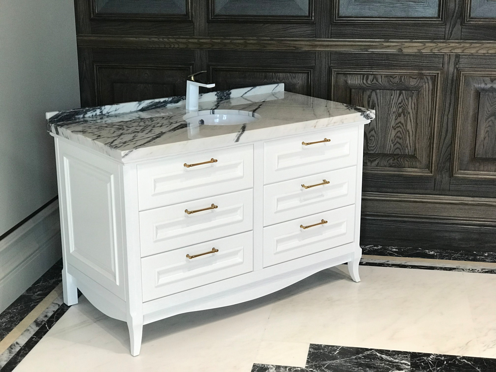 Обложка альбома: Тумбы под раковину