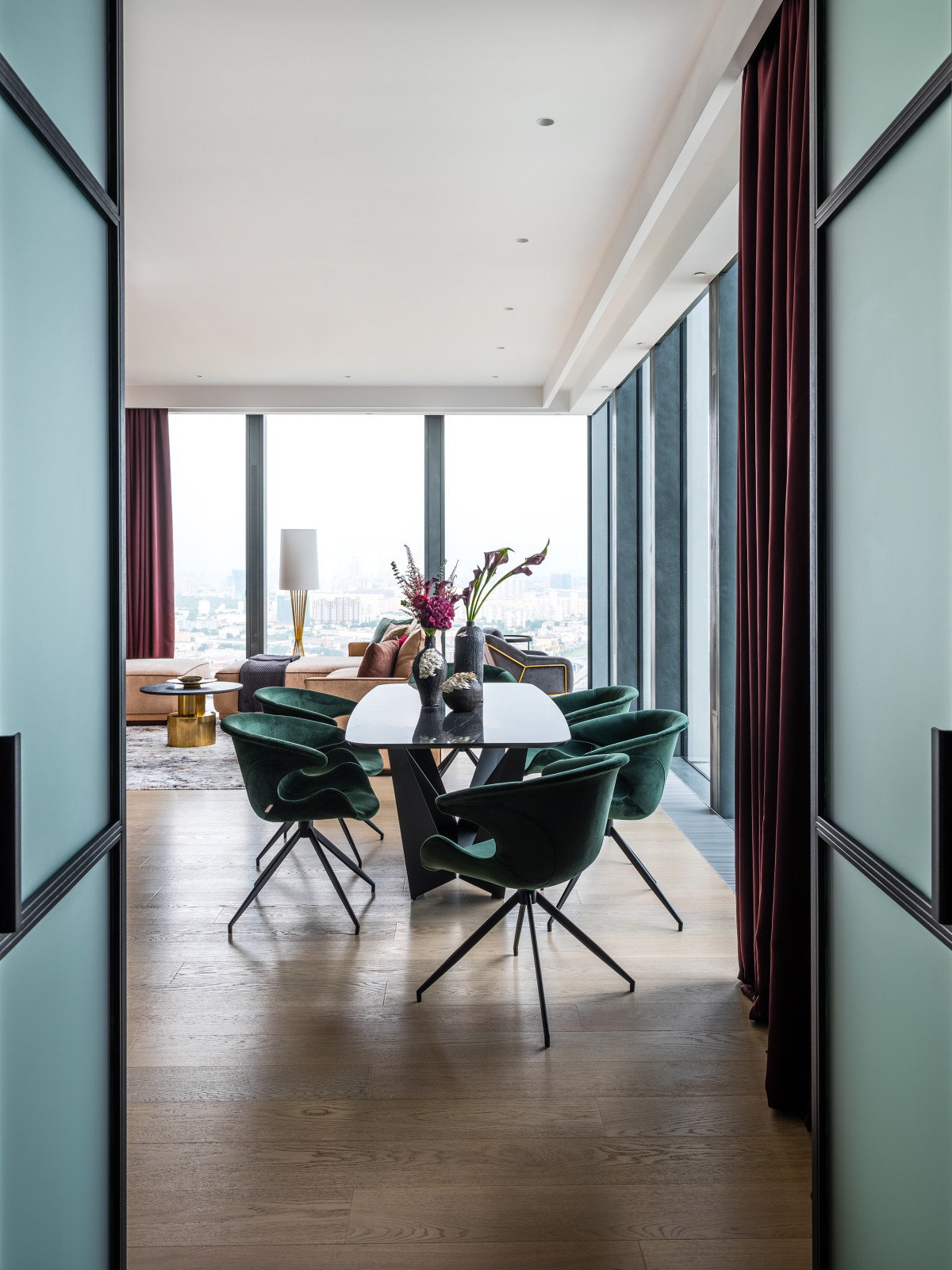 Стилизация апартаментов в Нева Тауэрс